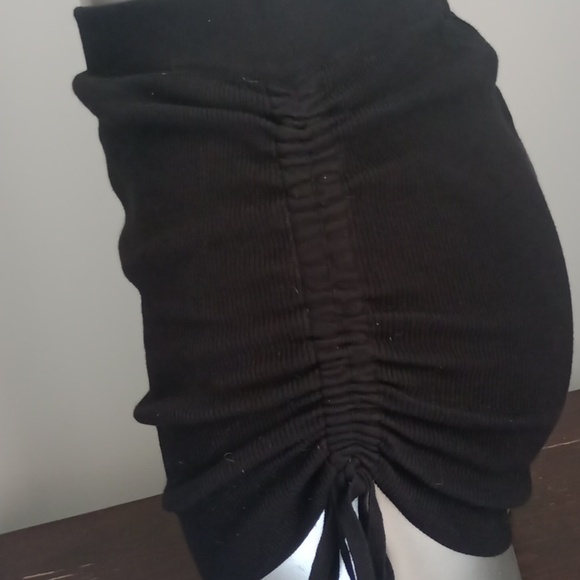 S High Waisted Stretchy Knit Mini Short Hera - Picture 4 of 9